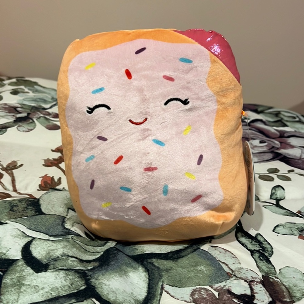 Fresa Squishmallow- NWT